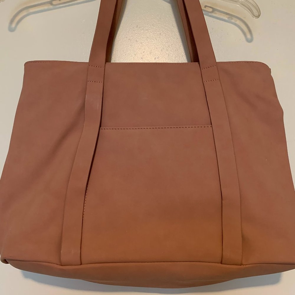 Universal Thread Blush Suede Bag
